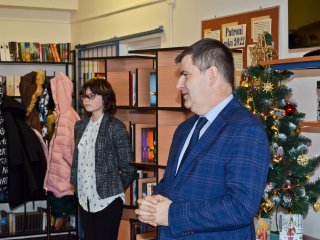 Spotkanie z poezją w szkolnej bibliotece