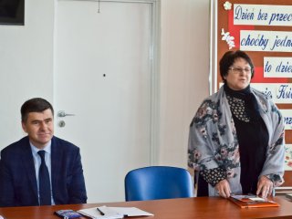 Spotkanie z poezją w szkolnej bibliotece