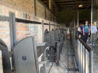 Wyjazd na Pokazy Fizyczne i zwiedzanie Narodowego Muzeum na Majdanku