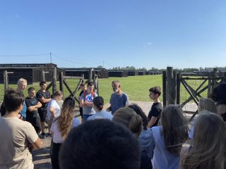 Wyjazd na Pokazy Fizyczne i zwiedzanie Narodowego Muzeum na Majdanku