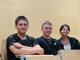 Wyjazd na Pokazy Fizyczne i zwiedzanie Narodowego Muzeum na Majdanku