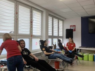 Walentynkowa Akcja w Budowlance  - Zakochaj się w honorowym krwiodawstwie