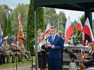 „Bo nie wszystkim pomógł los wrócić…”