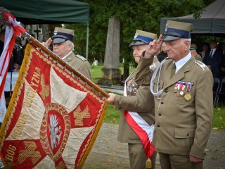 „Bo nie wszystkim pomógł los wrócić…”