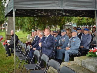 „Bo nie wszystkim pomógł los wrócić…”