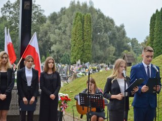 „Bo nie wszystkim pomógł los wrócić…”