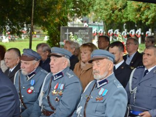 „Bo nie wszystkim pomógł los wrócić…”