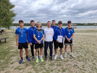 Sztafety dziewcząt i chłopców z awansem!