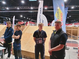 Bartłomiej Bartosiewicz wicemistrzem dekarstwa