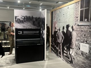 Zwiedzanie wystaw: Jedyna taka Dywizja. 27. Wołyńska Dywizja Armii Krajowej. Stefan Knapp „Zanim artysta”