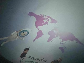 Kino sferyczne-nie tradycyjna forma kształcenia