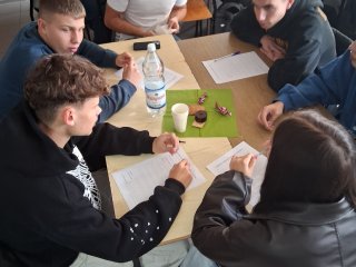 Projekt "Młodzi mają MOC" – uczniowie IV B TB/ZSBiO w akcji!