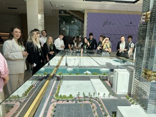 Uczniowie ZSBiO z wizytą u dewelopera Sobha Realty w Dubaju!