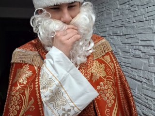 Św. Mikołaj z prezentami  w Domu Dziecka w Zwierzyńcu 