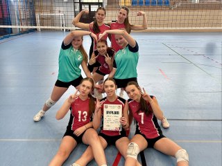 Siatkarki ZSBiO najlepsze w powiecie